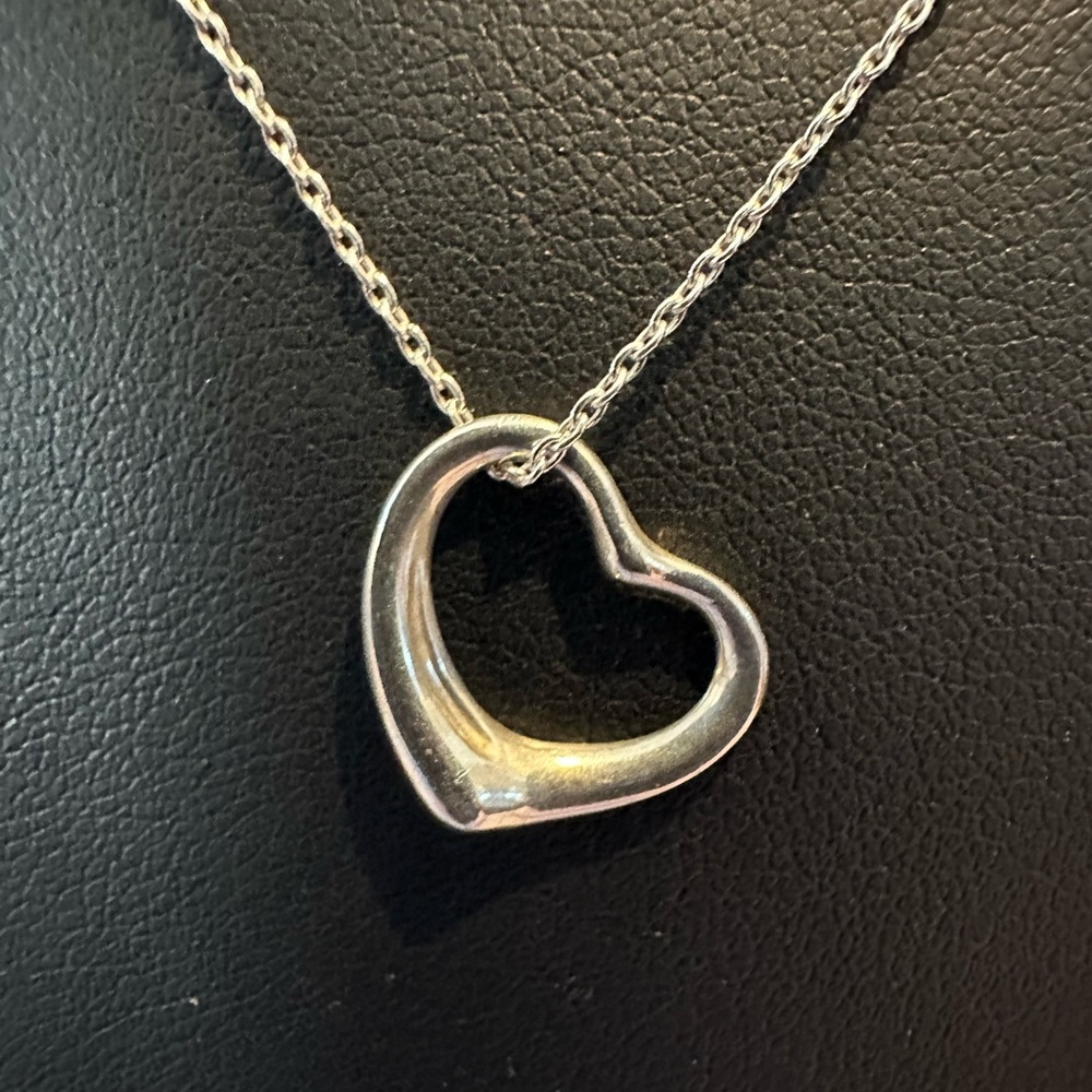 TIFFANY&CO. Silver 925 Elsa Peretti Open Heart Pendant Necklace 16mm - Picture 2 of 7